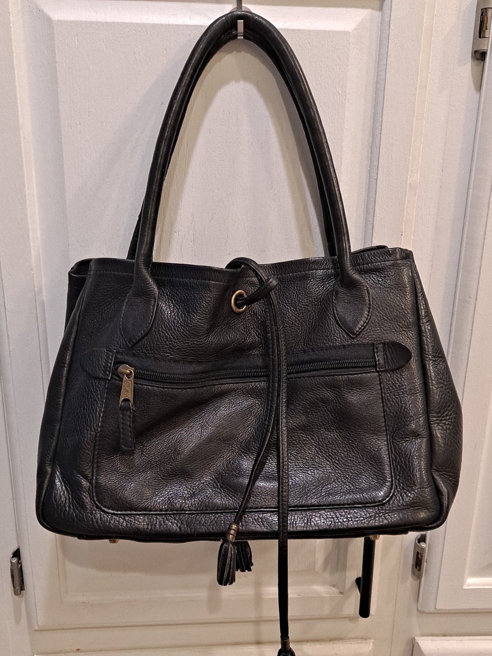 Clava Black Top-grain Colombian Leather Shoulder Satchel Tote Tassels Bag